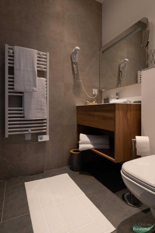 Le Clos Des Eucalyptus Le Plan-de-la-Tour 外观 照片